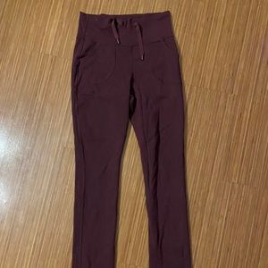 Lululemon Women's leggings/Joggers Size 6